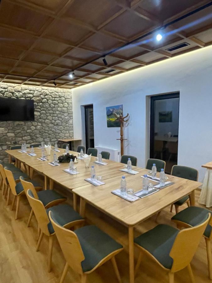 Hotel Kulla e Bajraktarit Boge Esterno foto